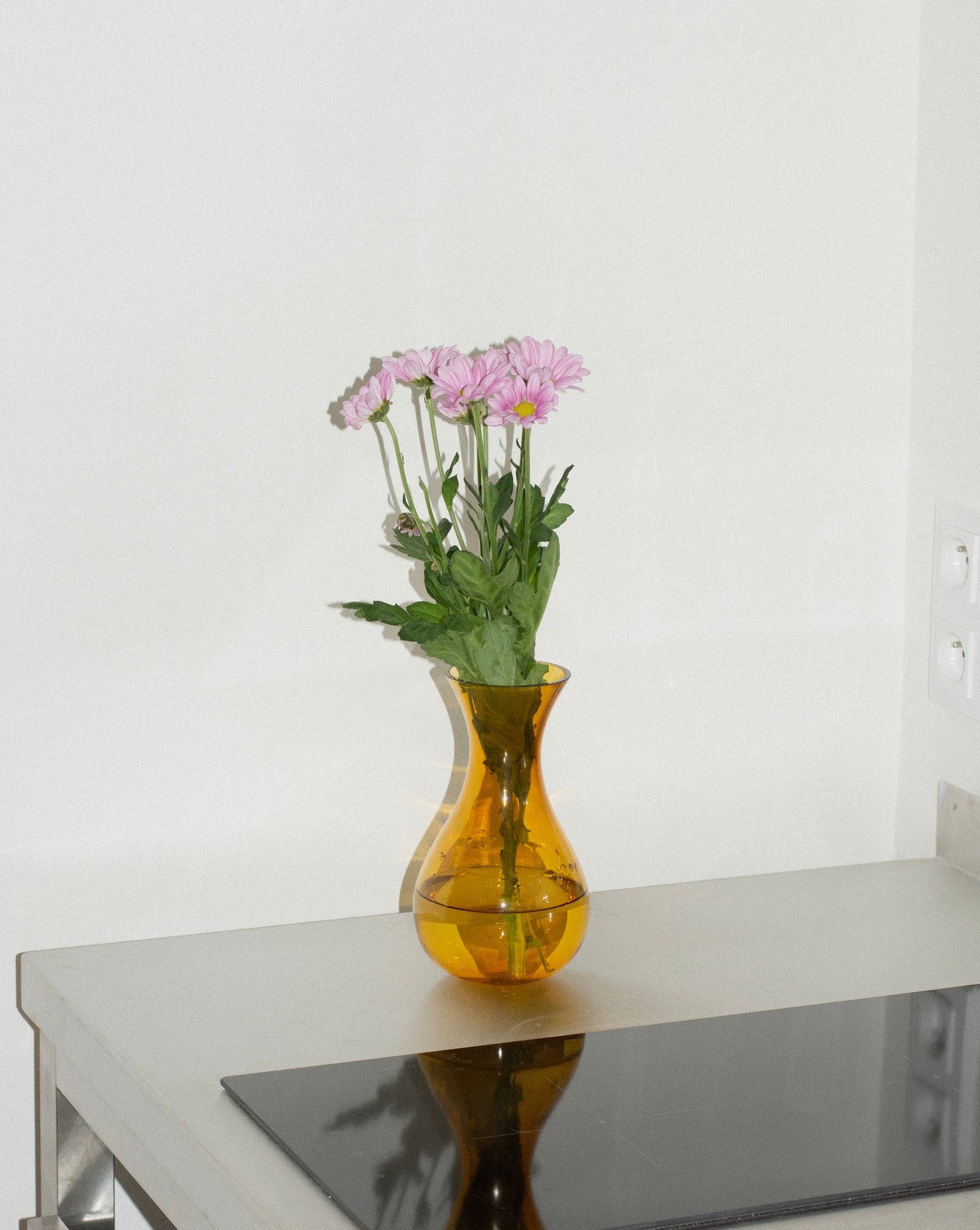 Tradiční váza - jantarová