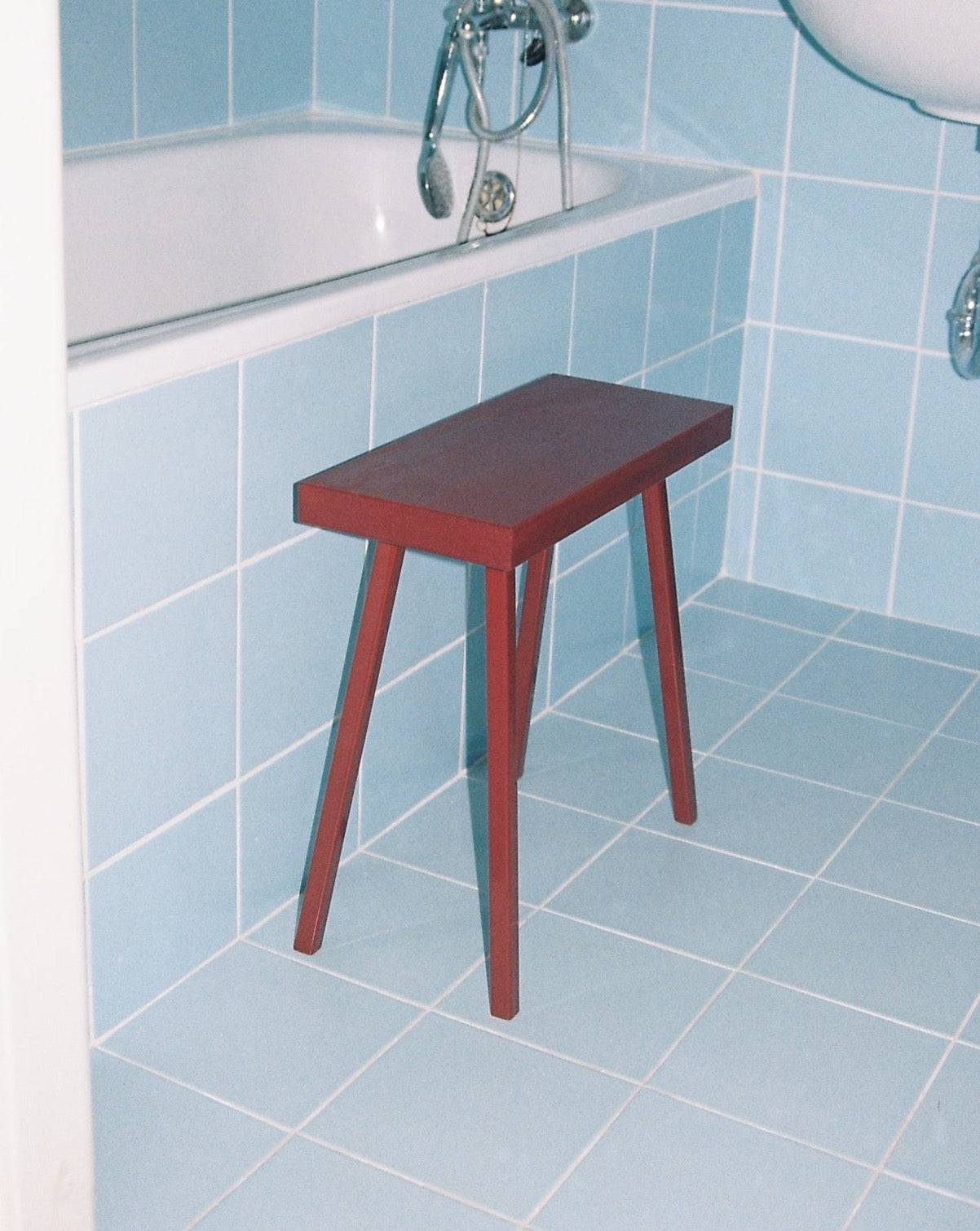Mono Stool - bordeaux