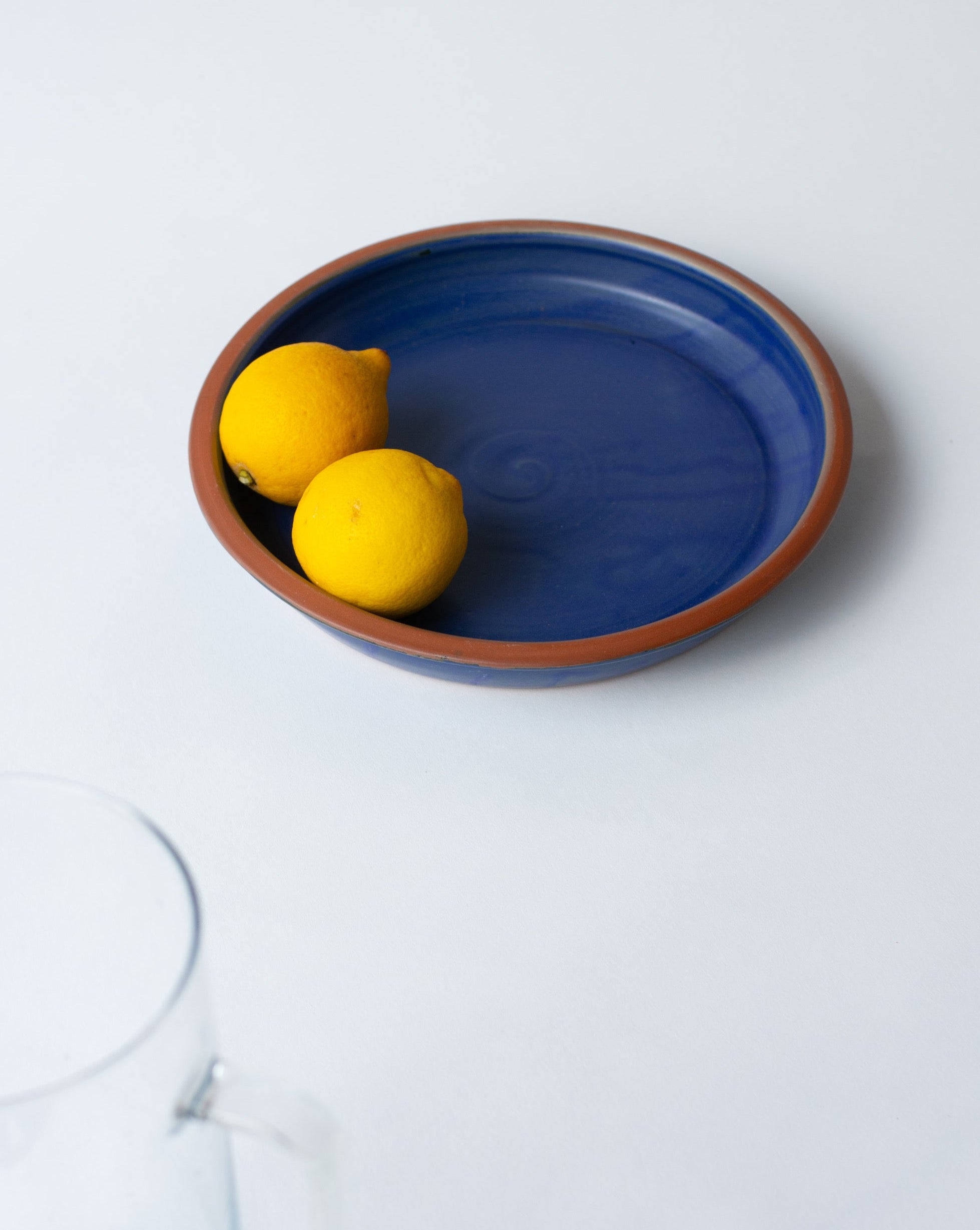 Glazovaná mísa modrá