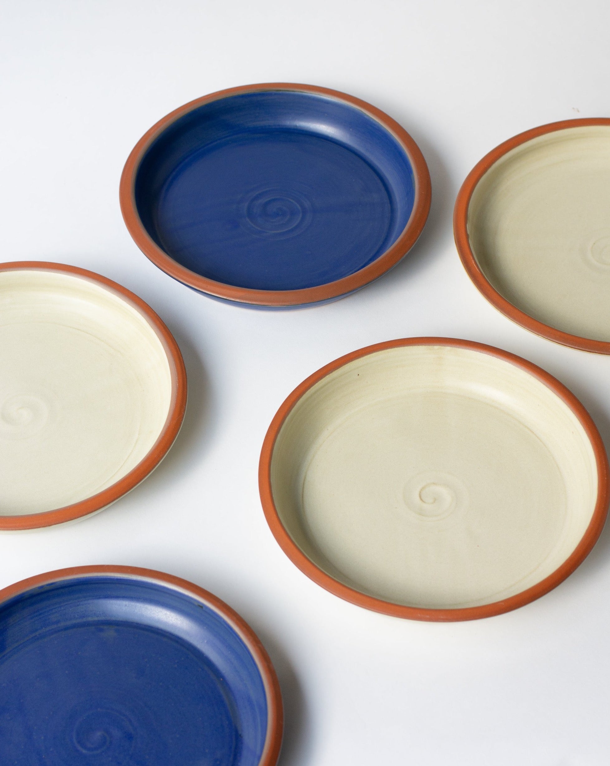 Glazovaná mísa béžová