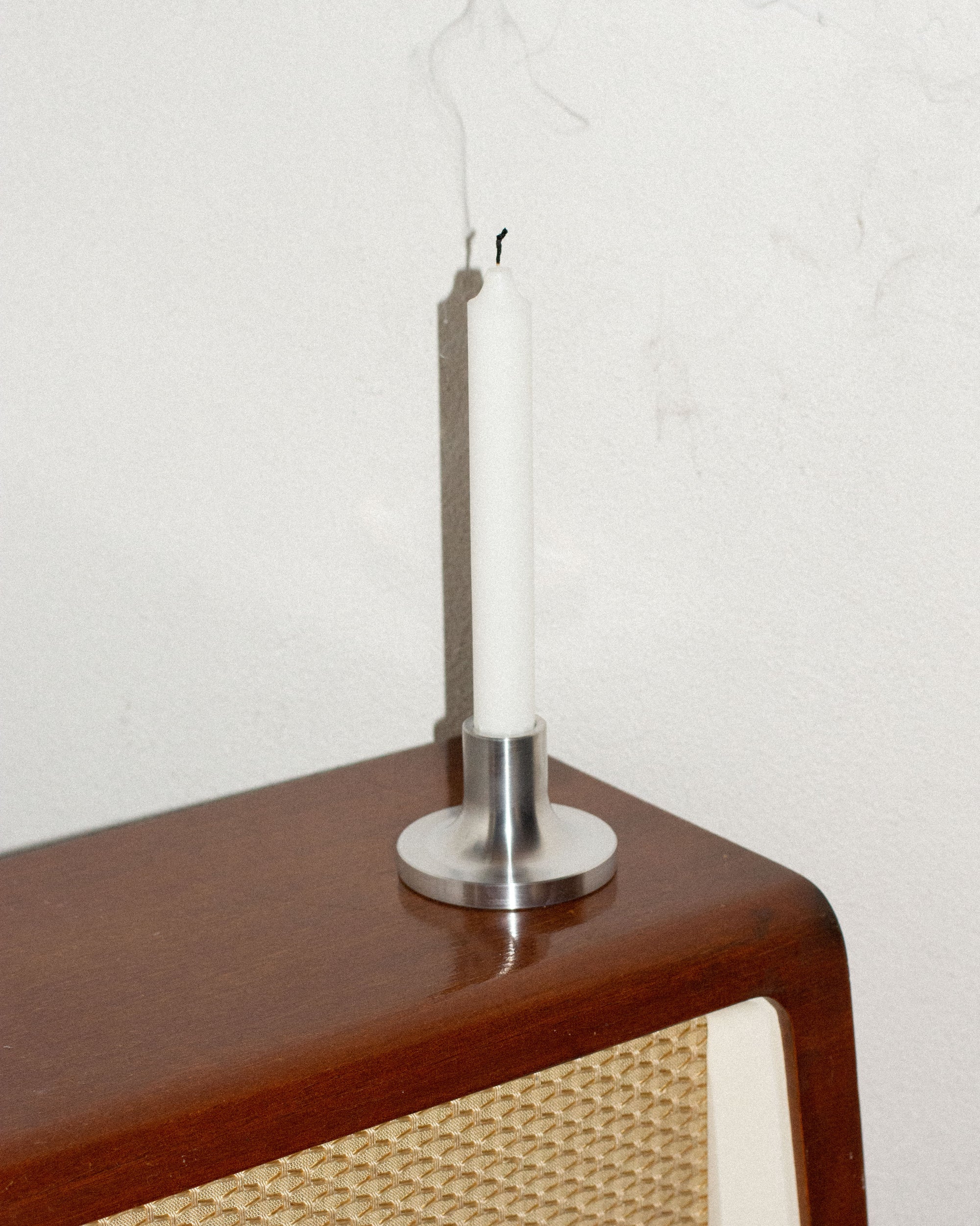 Hliníkový svícen B