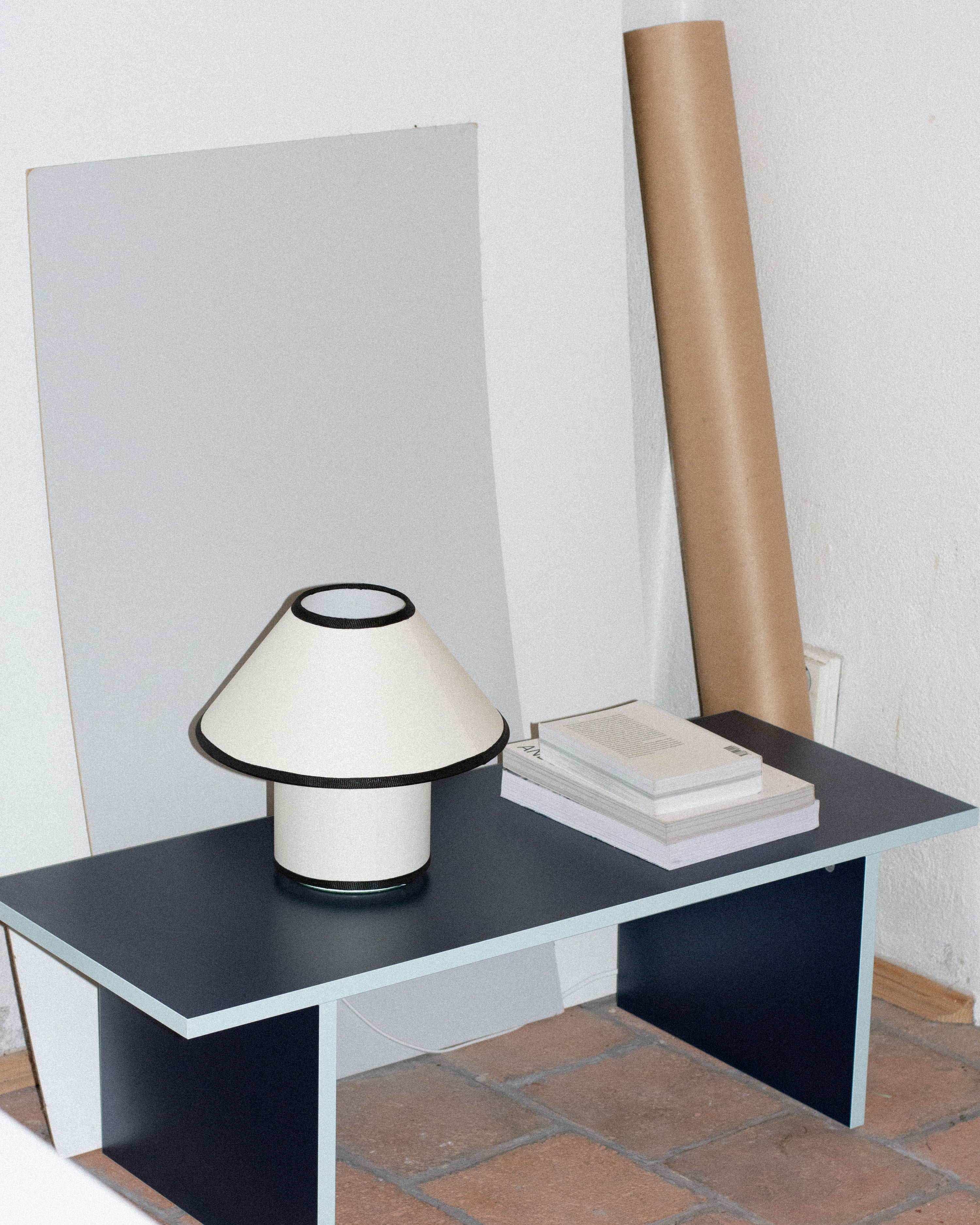 Stolní lampa - béžová